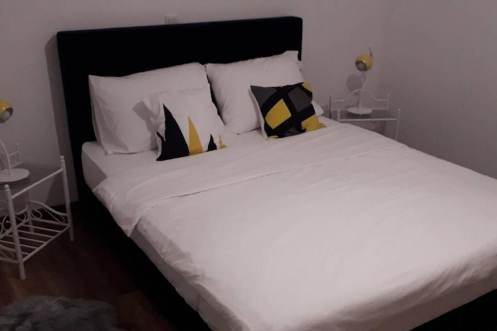 Apartman Megi & Studio Apartman Tomi - Self Check In Крапина Экстерьер фото