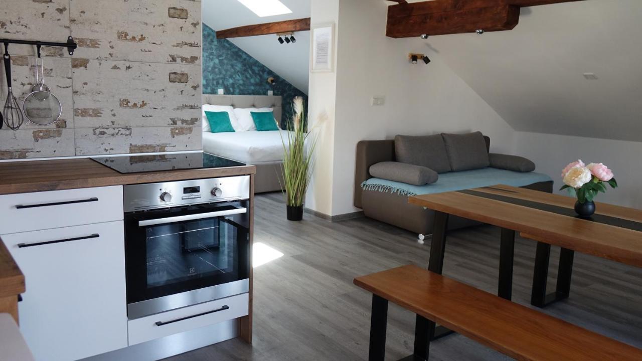 Apartman Megi & Studio Apartman Tomi - Self Check In Крапина Экстерьер фото